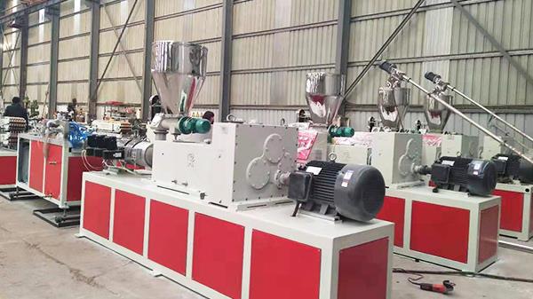 一出六陰陽護角線生產設備